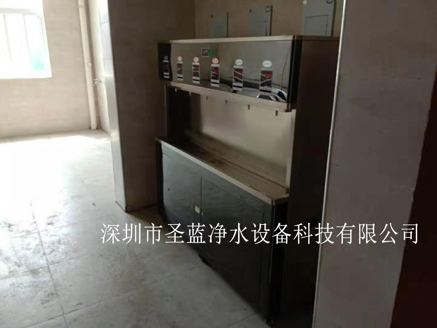 学校开水器